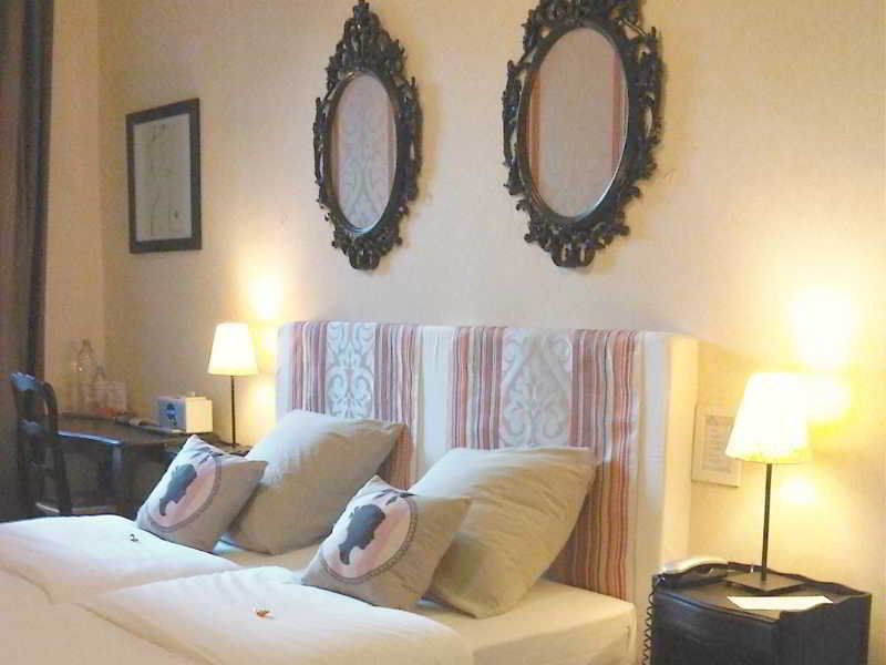 Amista - Ancien Saint Louis - Vieux Port Hotel Marseille