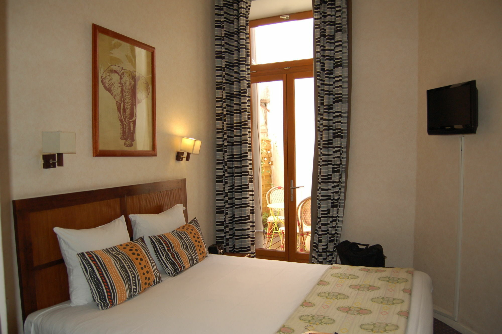 Amista - Ancien Saint Louis - Vieux Port Hotel 3*